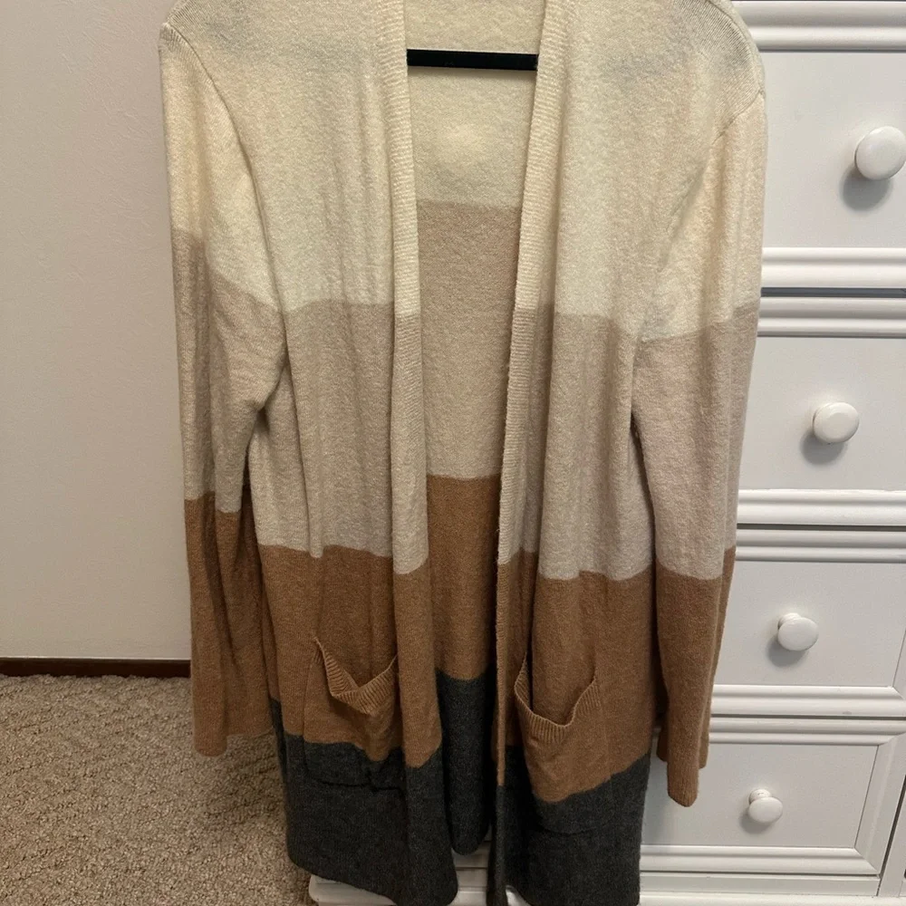 Color Block Sweater - Picture 1 of 2